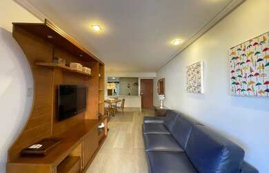 Imagem: O apartamento possui 3 Dormitórios, 3 Banheiros, 2 Vagas na