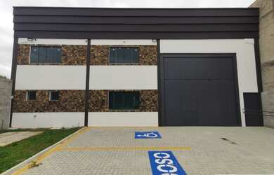 Imagem: O depósito possui 317m² de Área e está localizado em Boqueirão