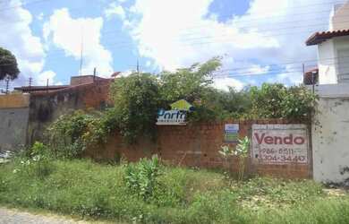 Imagem: O terreno possui 390m² de Área e está localizado em Gurupi