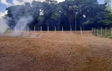 Imagem: LOTES 1684m2 area total