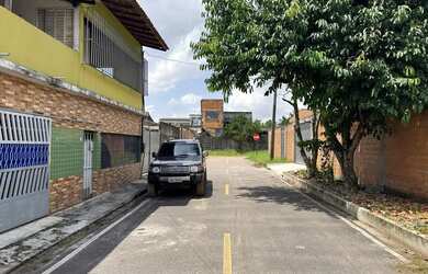 Imagem 3: Casa térrea com 4/4 sendo 3 destes suítes, Edicula com churrasqueira...