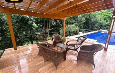 Imagem: O apartamento possui 3 Dormitórios, 2 Vagas na garagem e está