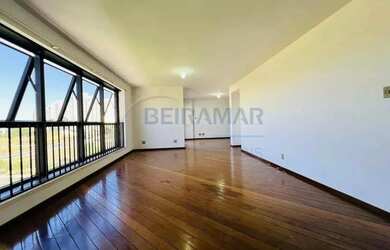 Imagem: O apartamento possui 4 Dormitórios, 5 Banheiros, 2 Vagas na