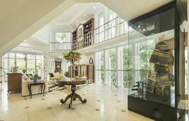 Imagem 3: Casa com amplos ambientes em condomínio fechado