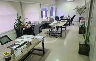 Imagem: O depósito possui 867m² de Área e está localizado em Mooca