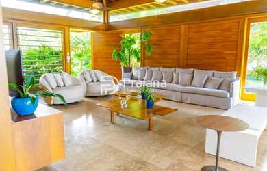 Imagem 3: Mansão de Luxo para Temporada Praia do Forte FRENTE MAR- em Condomínio...