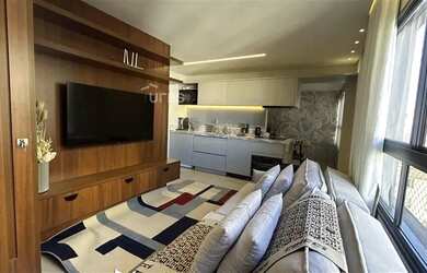 Imagem: O apartamento possui 1 Dormitório, 1 Banheiro, 1 Vaga na garagem