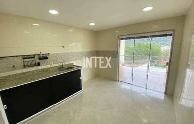 Imagem 4: Casa em Condomínio de Luxo para Locação em Niterói-RJ, Maravista