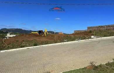 Imagem: O terreno possui 205m² de Área, Imóvel novo e está localizado