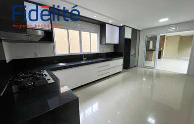 Imagem 4: Sobrado à venda no bairro Portal Sul em Bela Vista de Goiás/GO