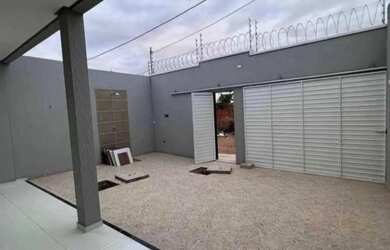 Imagem 4: 04 - Casa na Cohama. Varanda, 2 Banheirose3 Dormitórios