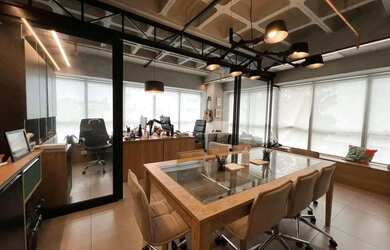 Imagem 2: Sala Comercial Rio Vermelho Centro Médico Empresarial Vitraux 65m² Garibaldi AV. Centenári