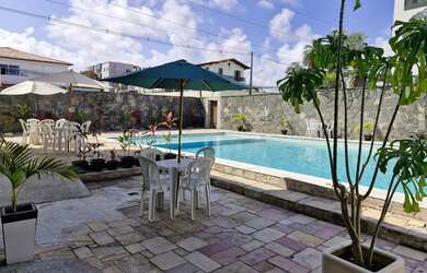 Imagem 4: Espaço para eventos com piscina