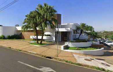 Imagem: O depósito possui 5 Vagas na garagem, 312m² de Área e está