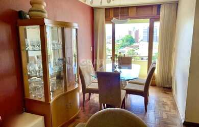 Imagem: O apartamento possui 3 Dormitórios, 2 Banheiros, 1 Vaga na