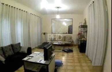 Imagem: A casa à venda possui 4 Dormitórios, 3 Banheiros, 5 Vagas