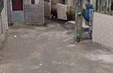 Imagem: A casa possui 3 Dormitórios, 1 Banheiro e está localizado