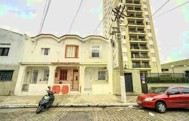 Imagem: A casa possui 2 Dormitórios, 2 Banheiros, 60m² de Área e