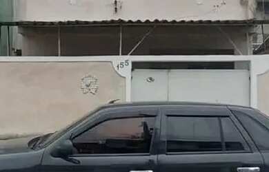 Imagem: A casa possui 2 Dormitórios, 1 Banheiro, 1 Vaga na garagem