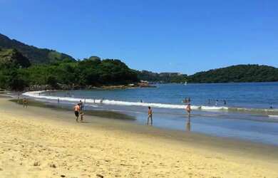 Imagem 10: Cantagalo em frente a praia Garatucaia - Angra dos Reis - RJ