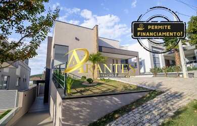 Imagem: A casa em condomínio possui 3 Dormitórios, 5 Banheiros, 4