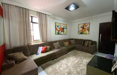 Imagem: O apartamento possui 3 Dormitórios, 2 Banheiros, 1 Vaga na