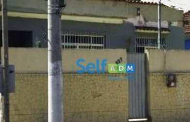 Imagem: O depósito possui 2 Vagas na garagem e 118m² de Área e está