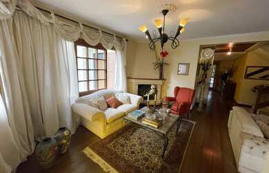 Imagem: SOBRADO COM 60X PARA PAGAR