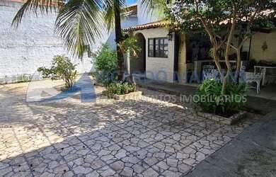 Imagem: A casa em condomínio possui 5 Dormitórios, 5 Banheiros, 5