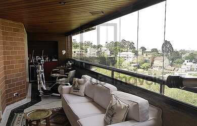 Imagem 16: Vista incrível e lavandas na janela.Pura poesia