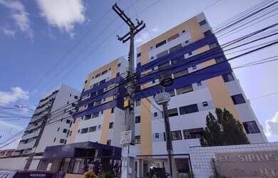 Imagem: O apartamento possui 3 Dormitórios, 1 Banheiro, 1 Vaga na garagem