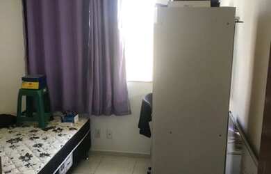 Imagem: A casa possui 2 Dormitórios, 2 Banheiros, 2 Vagas na garagem