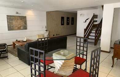 Imagem 2: Cobertura ampla vista livre com piscina e churrasqueira