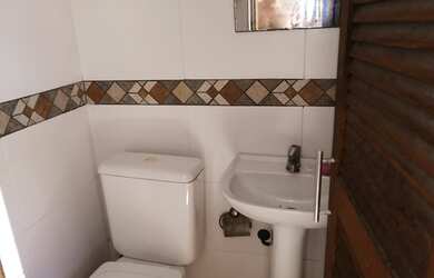 Imagem 10: Cobertura ampla vista livre com piscina e churrasqueira