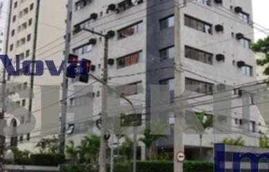 Imagem: O depósito possui 2 Vagas na garagem e 33m² de Área e está