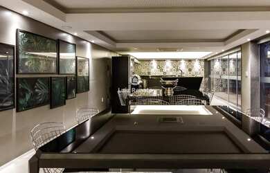 Imagem: O apartamento possui 4 Dormitórios, 4 Banheiros, 4 Vagas na