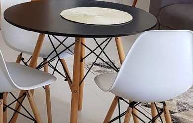 Imagem: A kitnet possui 1 Dormitório, 1 Banheiro, 1 Vaga na garagem