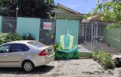 Imagem: A casa possui 3 Dormitórios, 3 Banheiros, 3 Vagas na garagem