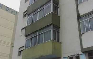 Imagem: O apartamento possui 2 Dormitórios, 2 Banheiros, 100m² de