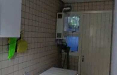 Imagem: A casa possui 3 Dormitórios, 3 Banheiros, 2 Vagas na garagem