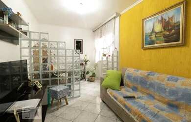 Imagem: O apartamento possui 2 Dormitórios, 1 Banheiro, 72m² de Área