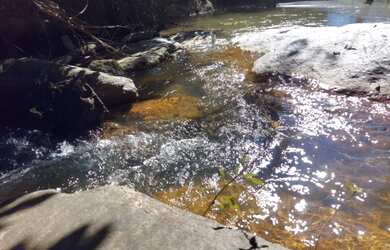 Imagem: O terreno possui 1.000m² de Área e está localizado em Senador