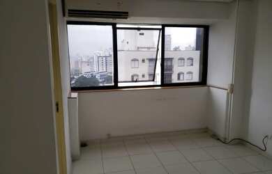 Imagem: O depósito possui 1 Vaga na garagem, 38m² de Área e está