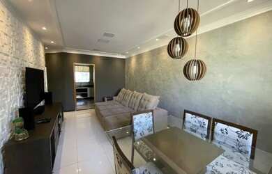 Imagem: A casa possui 3 Dormitórios, 2 Banheiros, 4 Vagas na garagem