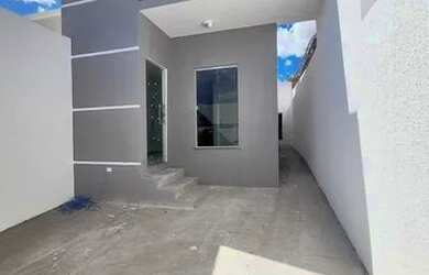 Imagem: A casa possui 3 Dormitórios, 1 Banheiro, 1 Vaga na garagem