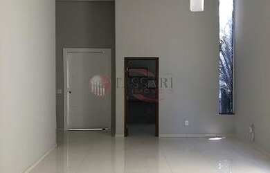 Imagem: A casa em condomínio possui 3 Dormitórios, 4 Banheiros, 4