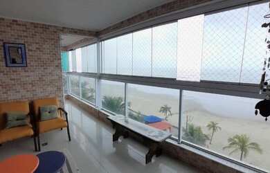 Imagem: O apartamento possui 3 Dormitórios, 3 Banheiros, 2 Vagas na