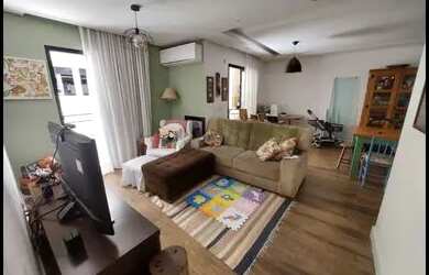 Imagem: O apartamento possui 2 Dormitórios, 2 Banheiros, 2 Vagas na