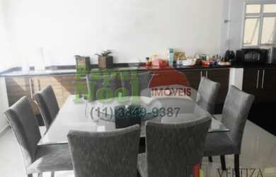 Imagem: A casa em condomínio possui 4 Dormitórios, 5 Banheiros, 4