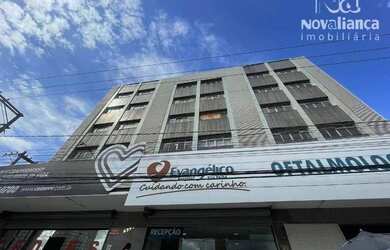 Imagem: O depósito possui 5 Vagas na garagem, 1.900m² de Área e